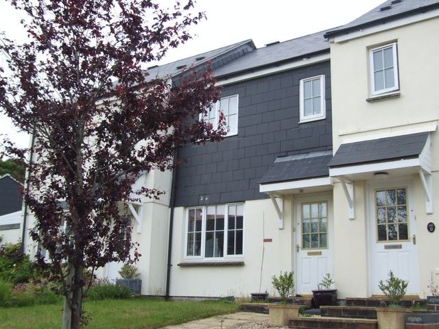  Image of 3 bedroom Terraced house to rent in Tretoil View Bodmin PL31 at Tretoil View  Bodmin, PL31 1BX
