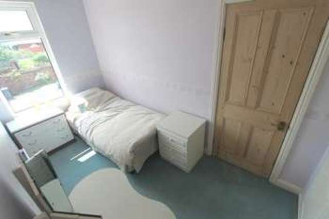 Image of 3 bedroom Terraced house for sale in Darton Lane Darton Barnsley S75 at Darton Barnsley Darton, S75 5AL