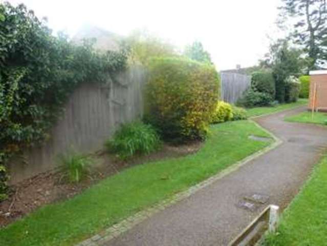  Image of 1 bedroom Flat to rent in Burns Road Loughborough LE11 at Thorpe Acre, LE11 4NP