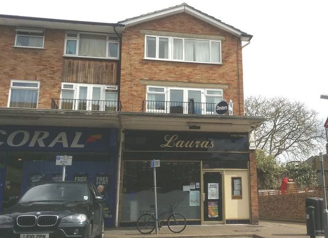  Image of Property for sale in Avenue Parade The Avenue Sunbury-on-Thames TW16 at The Avenue  Sunbury-On-Thames, TW16 5HS