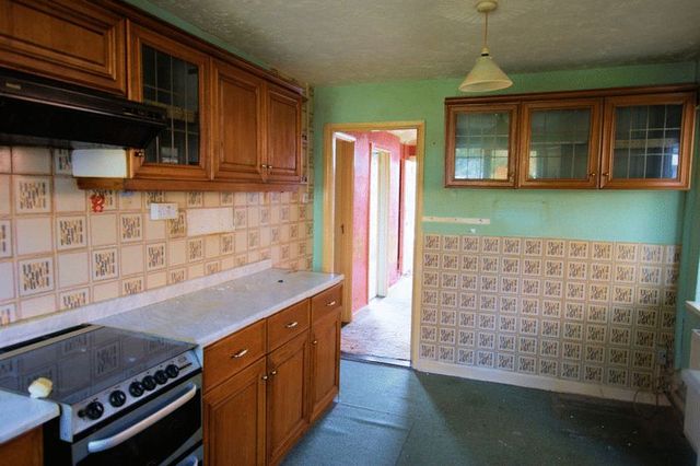 Image of 2 bedroom Detached house for sale in Abbeyfield Drive Fareham PO15 at Abbeyfield Drive  Fareham, PO15 5PF