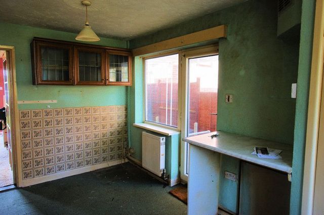  Image of 2 bedroom Detached house for sale in Abbeyfield Drive Fareham PO15 at Abbeyfield Drive  Fareham, PO15 5PF