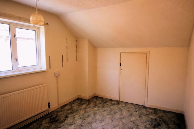 Image of 2 bedroom Detached house for sale in Abbeyfield Drive Fareham PO15 at Abbeyfield Drive  Fareham, PO15 5PF