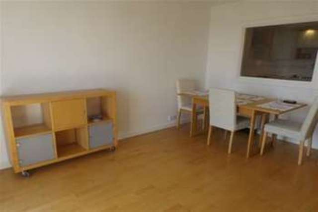  Image of 1 bedroom Flat to rent in Adventurers Quay Cardiff CF10 at Cardiff, CF10 4NR