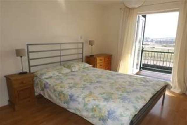  Image of 1 bedroom Flat to rent in Adventurers Quay Cardiff CF10 at Cardiff, CF10 4NR