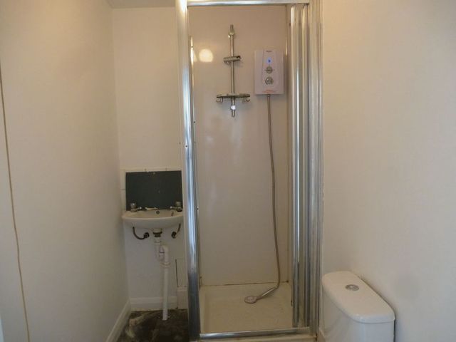  Image of Flat to rent in Albert Road Brighton BN1 at Albert Road  Brighton, BN1 3RL