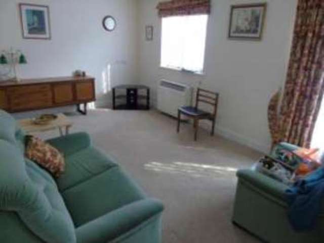  Image of 1 bedroom Flat for sale in The Alders West Wickham BR4 at 58 The Alders West Wickham West Wickham, BR4 9PG