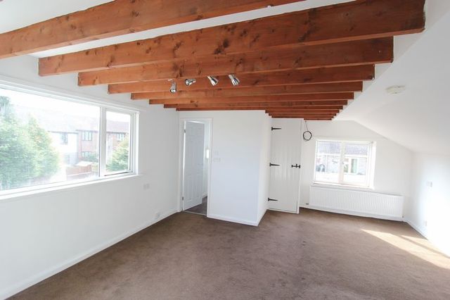  Image of 3 bedroom Detached house for sale in Alexandra Drive Beverley HU17 at Alexandra Drive  Beverley, HU17 8PG