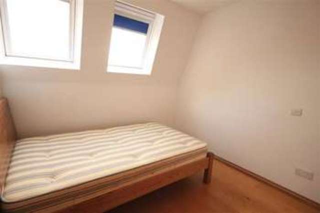  Image of 2 bedroom Apartment to rent in Kings Road Reading RG1 at Reading, RG1 4EJ