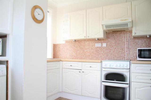  Image of 1 bedroom End of Terrace for sale in Alma Street Yeadon Leeds LS19 at Yeadon Leeds Yeadon, LS19 7PY