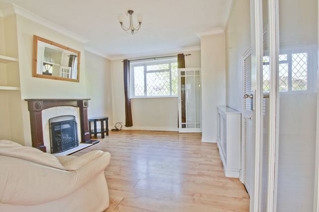  Image of 2 bedroom Semi-Detached house to rent in Alnwick Road London SE12 at Alnwick Road  Lee, SE12 9BX