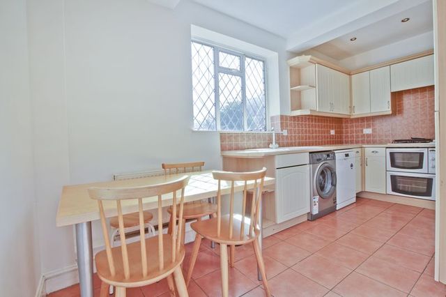  Image of 2 bedroom Semi-Detached house to rent in Alnwick Road London SE12 at Alnwick Road  Lee, SE12 9BX