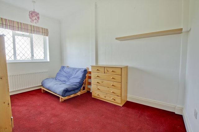  Image of 2 bedroom Semi-Detached house to rent in Alnwick Road London SE12 at Alnwick Road  Lee, SE12 9BX