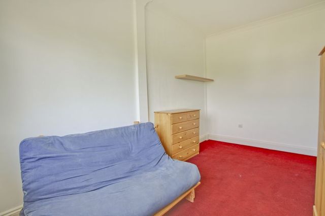  Image of 2 bedroom Semi-Detached house to rent in Alnwick Road London SE12 at Alnwick Road  Lee, SE12 9BX