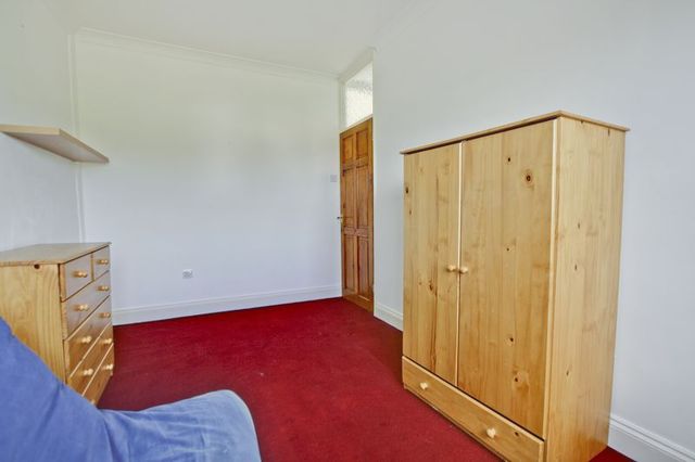 Image of 2 bedroom Semi-Detached house to rent in Alnwick Road London SE12 at Alnwick Road  Lee, SE12 9BX