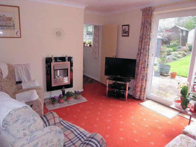  Image of 3 bedroom Semi-Detached house for sale in Applegarth Avenue Guildford GU2 at Applegarth Avenue  Guildford, GU2 8LZ