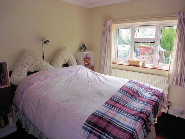  Image of 3 bedroom Semi-Detached house for sale in Applegarth Avenue Guildford GU2 at Applegarth Avenue  Guildford, GU2 8LZ