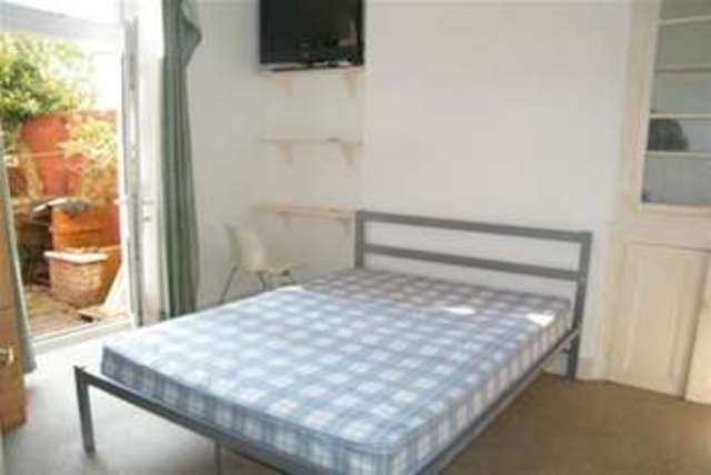  Image of 4 bedroom Detached house to rent in Augusta Street Cardiff CF24 at Cardiff, CF24 0EP
