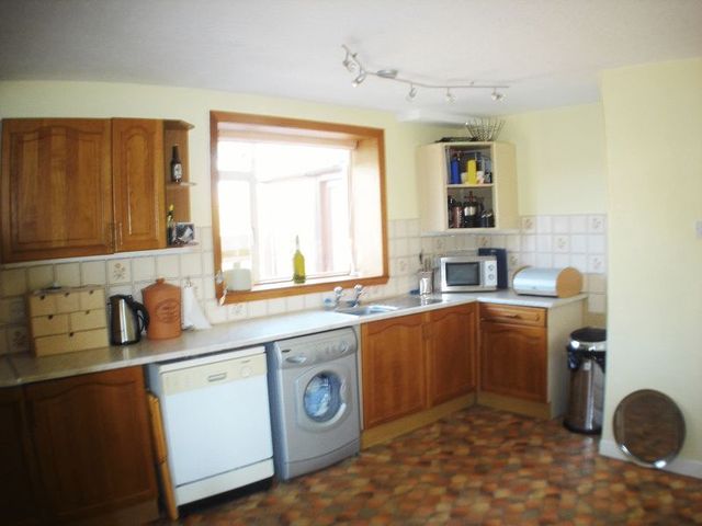  Image of 2 bedroom Cottage for sale in Back Park Kettlebridge Cupar KY15 at Back Park Kettlebridge Cupar, KY15 7QB