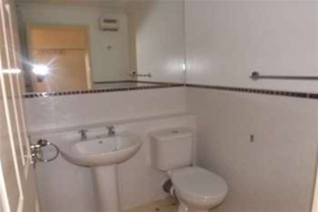 Image of 1 bedroom Flat to rent in Bader Road Perton Wolverhampton WV6 at Wolverhampton, WV6 7UY