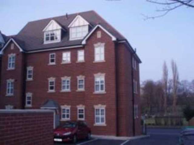  Image of 2 bedroom Apartment to rent in Badger Avenue Crewe CW1 at Badger Avenue  Crewe, CW1 3DZ