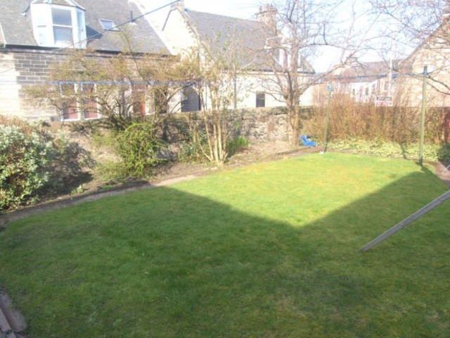 Image of 1 bedroom Flat to rent in Bannerman Street Dunfermline KY12 at Dunfermline Fife Fife, KY12 0LR