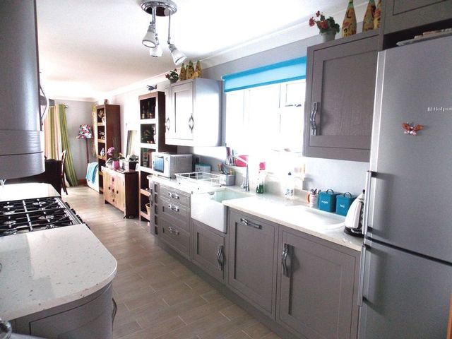  Image of 3 bedroom Detached house for sale in Eastern Promenade Point Clear Bay Clacton-on-Sea CO16 at Eastern Promenade Point Clear Bay Clacton-On-Sea, CO16 8LG