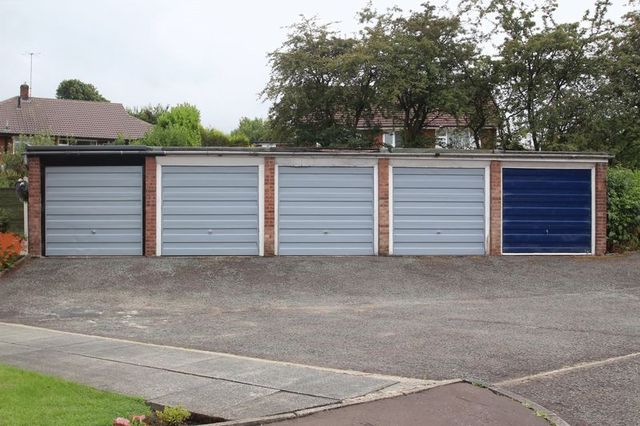  Image of 3 bedroom Mews for sale in Beechfield Close Rochdale OL11 at Beechfield Close Bamford Rochdale, OL11 5QG