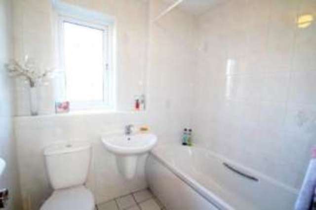  Image of 3 bedroom Detached house for sale in Beechwood Avenue Langbank Port Glasgow PA14 at Langbank Renfrewshire Langbank, PA14 6YU