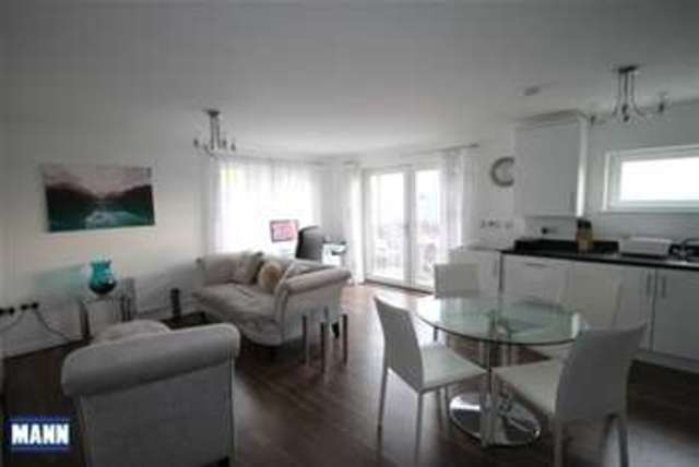  Image of 2 bedroom Flat to rent in Bennett Place Dartford DA1 at Dartford, DA1 5FR