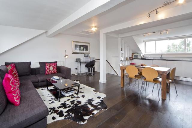  Image of 2 bedroom Flat to rent in Beresford Road London N5 at Highbury London Highbury, N5 2HR