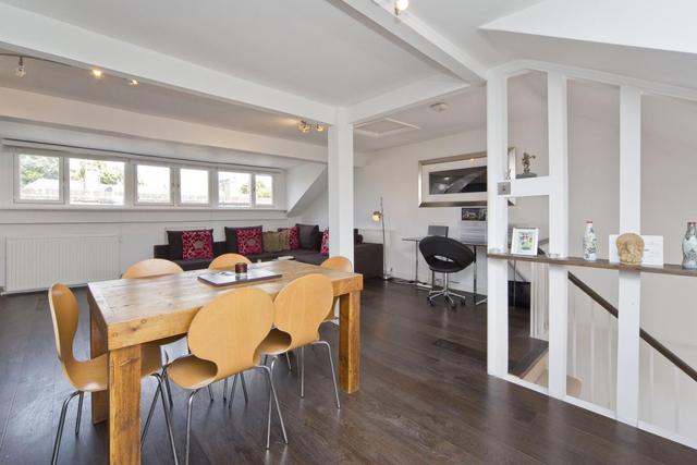  Image of 2 bedroom Flat to rent in Beresford Road London N5 at Highbury London Highbury, N5 2HR