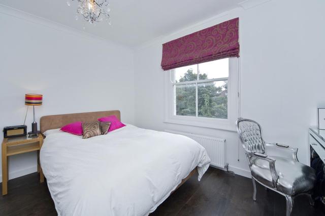  Image of 2 bedroom Flat to rent in Beresford Road London N5 at Highbury London Highbury, N5 2HR