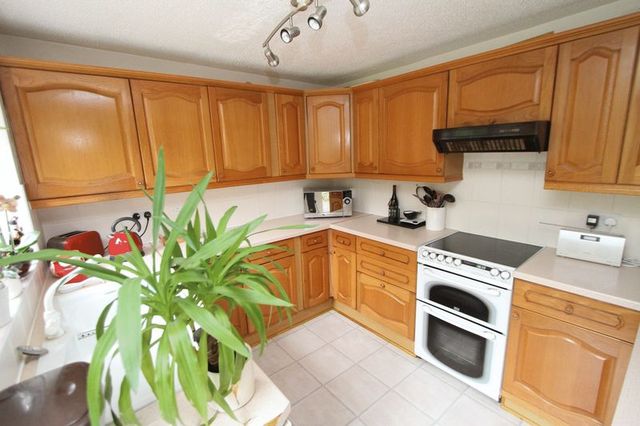  Image of 4 bedroom Detached house for sale in Blackmoor Clevedon BS21 at Blackmoor  Clevedon, BS21 5EZ