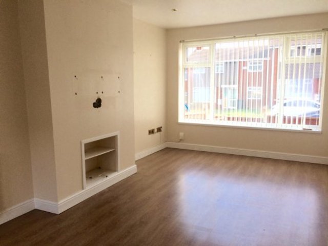  Image of 3 bedroom Semi-Detached house for sale in Bold Street Hanley Stoke-on-Trent ST1 at Stoke On Trent Staffordshire Stoke On Trent, ST1 6PF