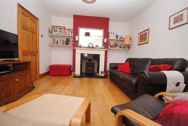  Image of 4 bedroom Semi-Detached house for sale in Bond Road Southampton SO18 at Bond Road  Southampton, SO18 1LP