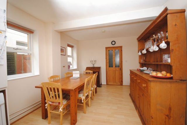  Image of 4 bedroom Semi-Detached house for sale in Bond Road Southampton SO18 at Bond Road  Southampton, SO18 1LP