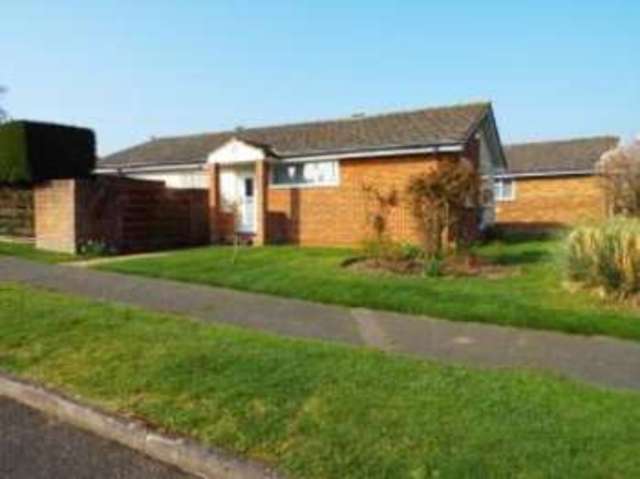 Image of 3 bedroom Bungalow for sale in Candy Croft Bookham Leatherhead KT23 at Bookham Leatherhead Great Bookham, KT23 4BZ