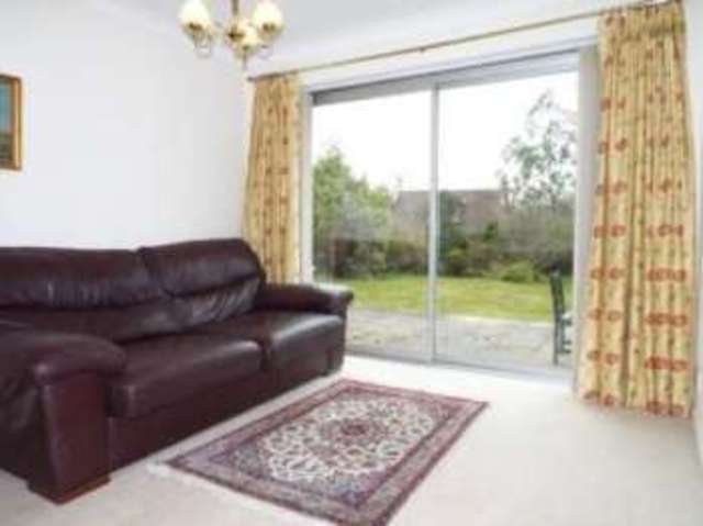  Image of 2 bedroom Bungalow for sale in Eastwick Park Avenue Bookham Leatherhead KT23 at Bookham Leatherhead Great Bookham, KT23 3LZ