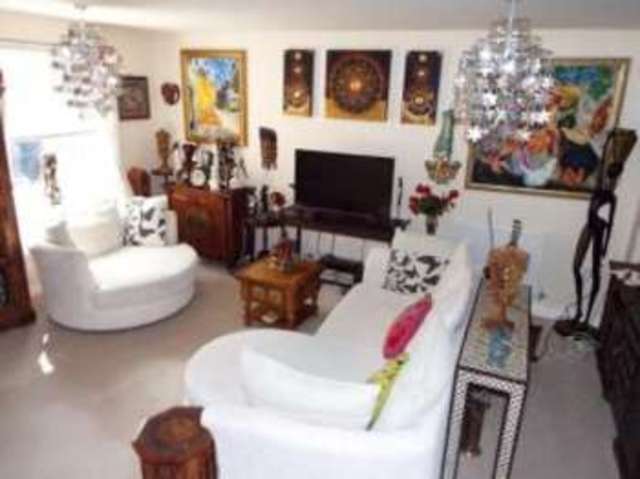  Image of 3 bedroom Semi-Detached house for sale in Nicholson Park Bracknell RG12 at Bracknell Berkshire Easthampstead, RG12 9QN