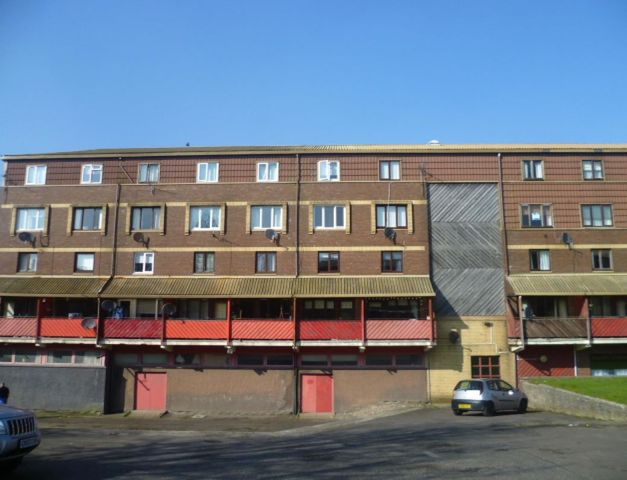  Image of 2 bedroom Flat to rent in Braehead Road Cumbernauld Glasgow G67 at Cumbernauld North Lanarkshire North Lanarkshire, G67 2BS
