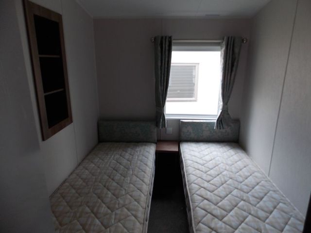  Image of 2 bedroom Detached house for sale in London Road Little Clacton Clacton-on-Sea CO16 at London Road  Clacton-On-Sea, CO16 9QY