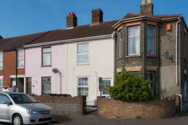  Image of 3 bedroom Terraced house for sale in Bridge Road Great Yarmouth NR30 at Great Yarmouth  Norfolk, NR30 1JU