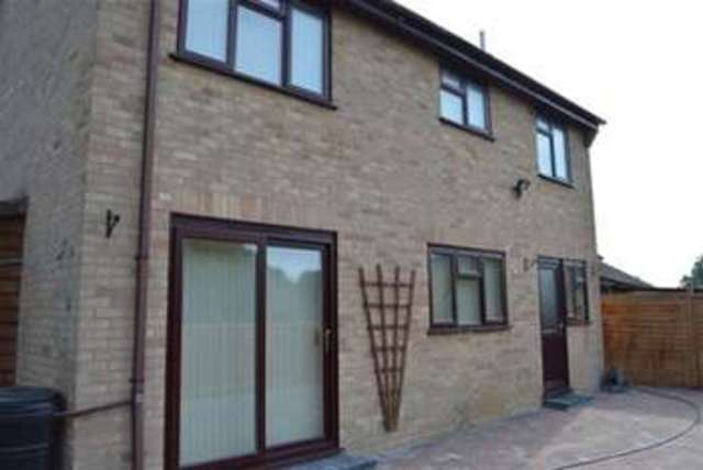  Image of 4 bedroom Detached house to rent in Willow Way Bridport DT6 at Bridport, DT6 4RU