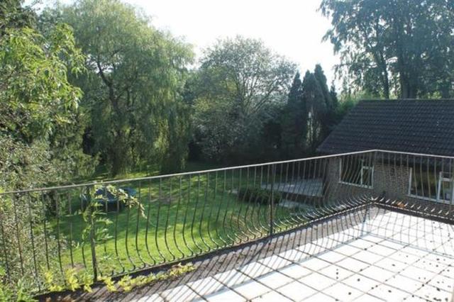  Image of 5 bedroom Detached house for sale in Brighton Road Lower Kingswood Tadworth KT20 at Lower Kingswood Tadworth Kingswood, KT20 6XL