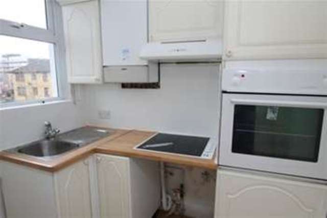  Image of 1 bedroom Flat to rent in Broad Green Avenue Croydon CR0 at Croydon, CR0 2ST