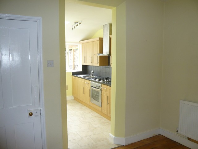  Image of 2 bedroom Detached house to rent in Broadway Bath BA2 at Bath BA2 4JA Bath, BA2 4JA