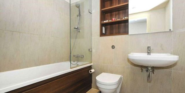  Image of 1 bedroom Flat for sale in Bromyard Avenue London W3 at Bromyard Avenue Array East Acton, W3 7FL