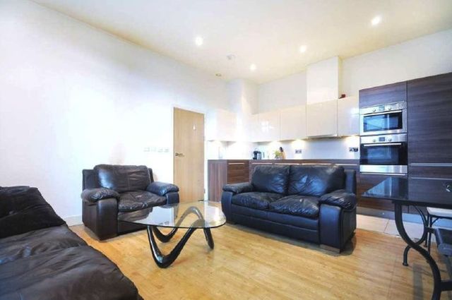  Image of 2 bedroom Flat for sale in Bromyard Avenue London W3 at Bromyard Avenue Array East Acton, W3 7BS