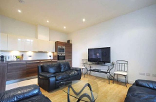  Image of 2 bedroom Flat for sale in Bromyard Avenue London W3 at Bromyard Avenue Array East Acton, W3 7BS